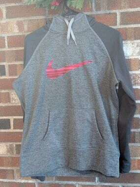 Nike Therma-FIT Raglan Fleece Hoodie Pullover Gray Pink Swoosh - Women’s L